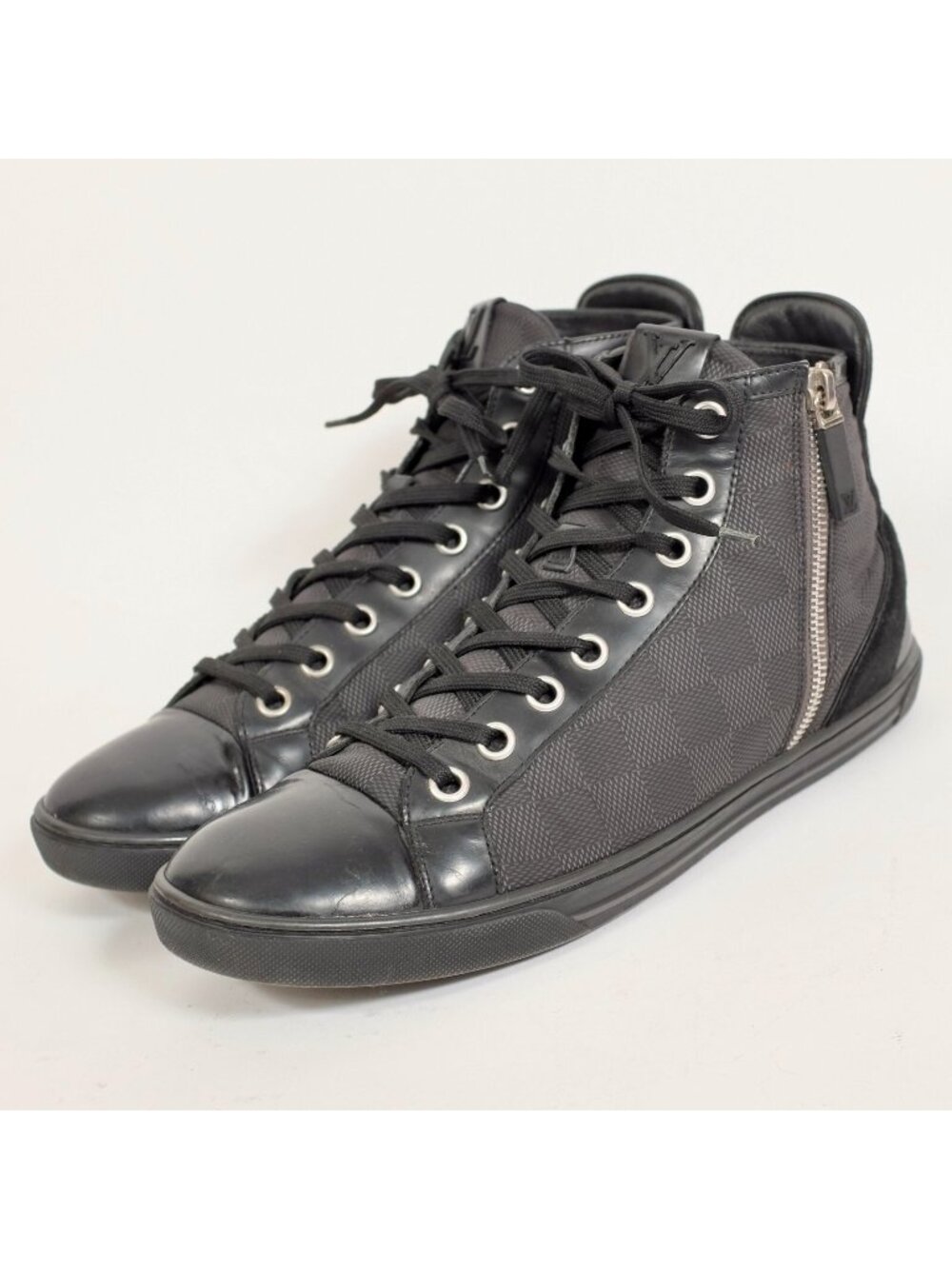 Louis Vuitton 8 US 9 black sneakers high top black Damier LOGO PRINT - Picture 1 of 14